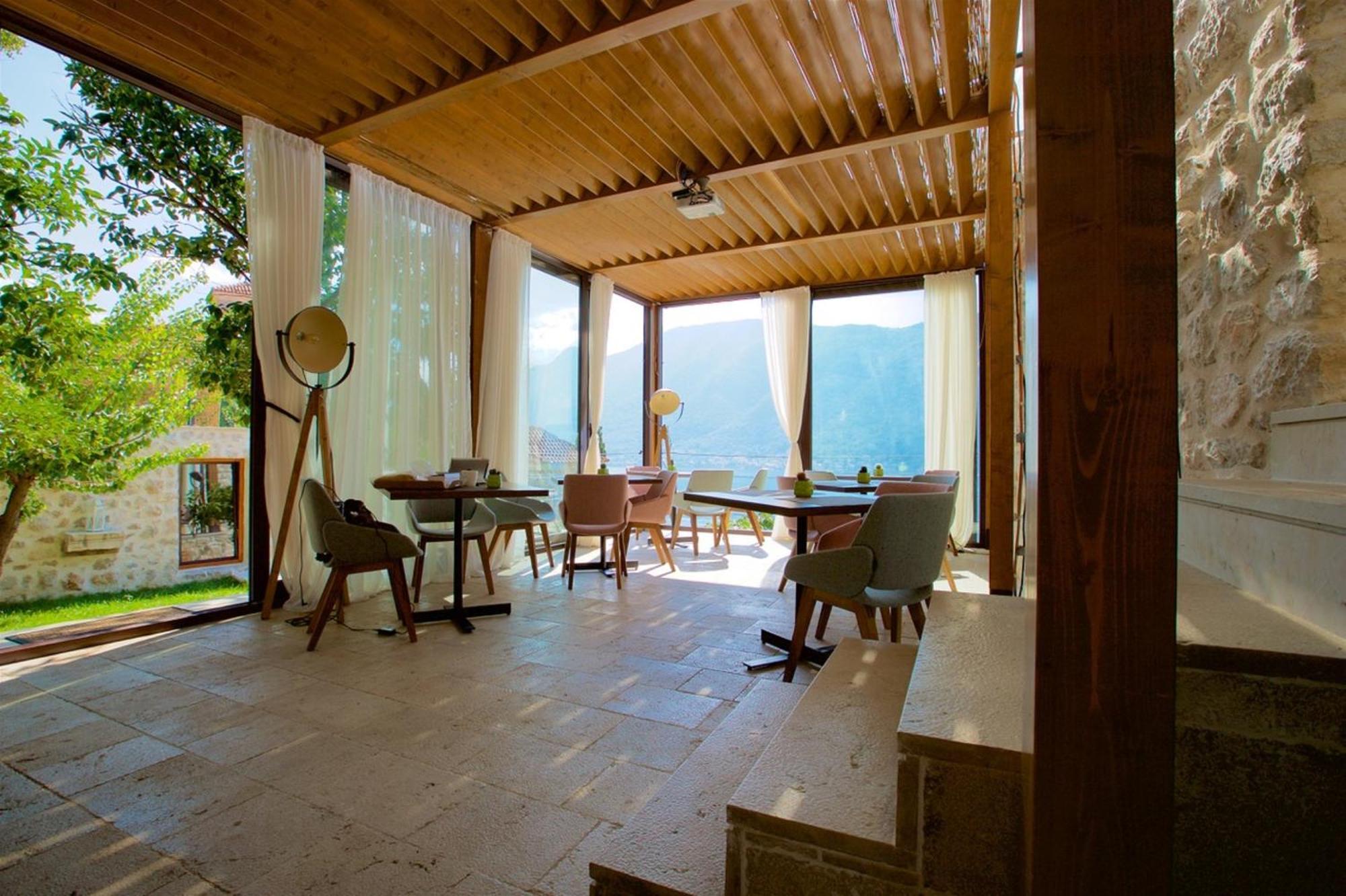 Monte Bay Retreat Hotel